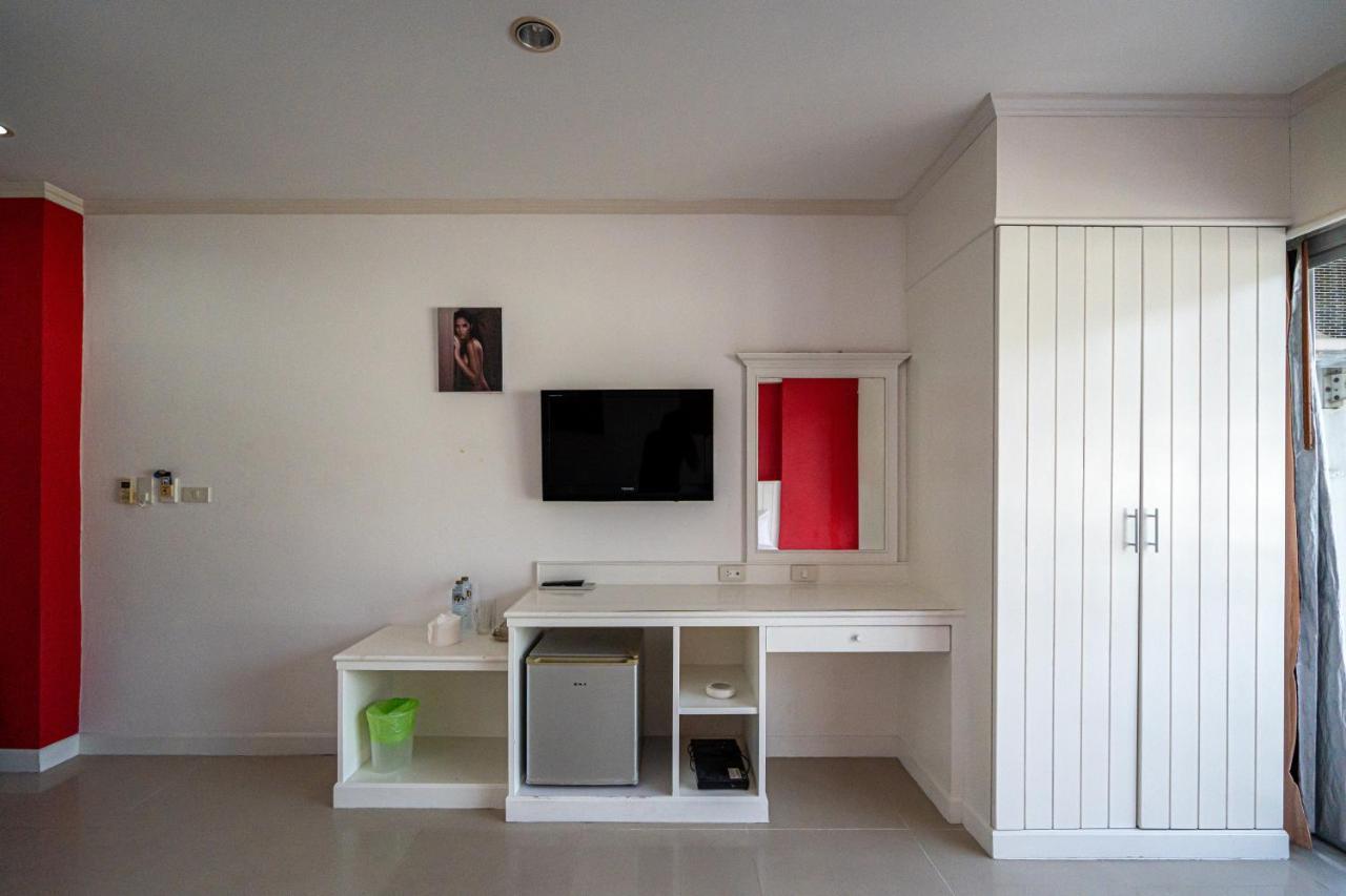 Santi White House Patong 호텔 외부 사진