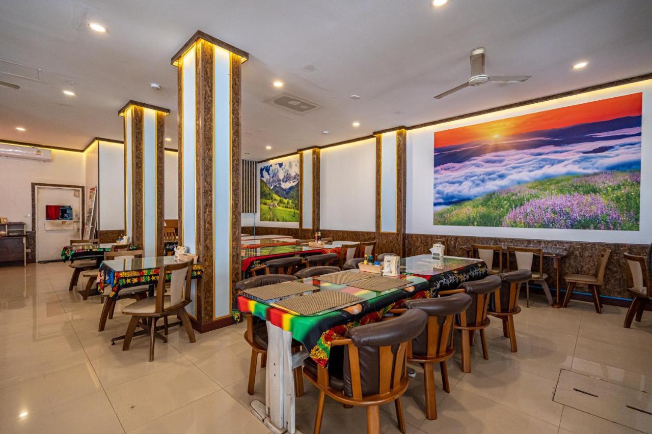 Santi White House Patong 호텔 외부 사진